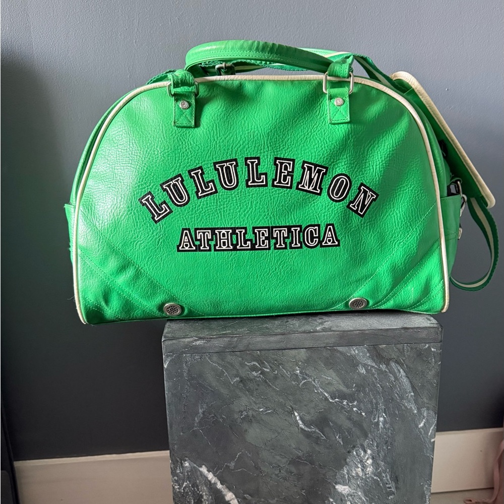 Vintage! Lululemon Green Duffel Bag with Black Interior